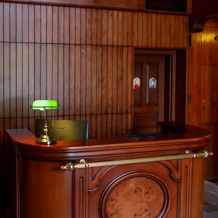 Bosnali Hotel 3*
