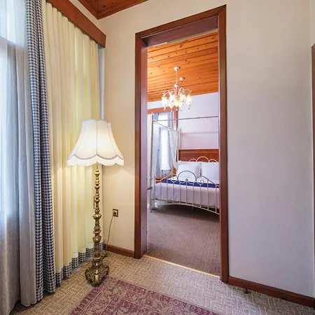 Bosnali Hotel