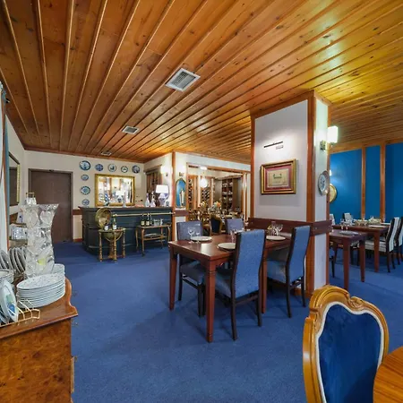 Bosnali Hotel 3*