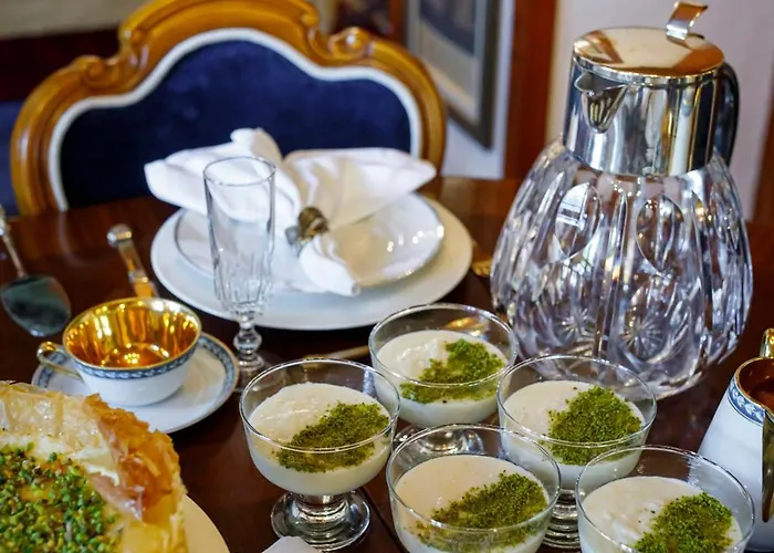 Bosnali Szálloda Adana