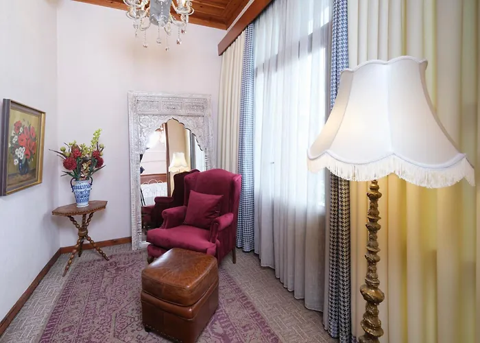 Bosnali Szálloda Adana